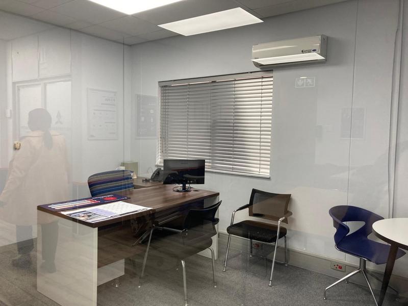 To Let Commercial Property for Rent in Newton Park Eastern Cape